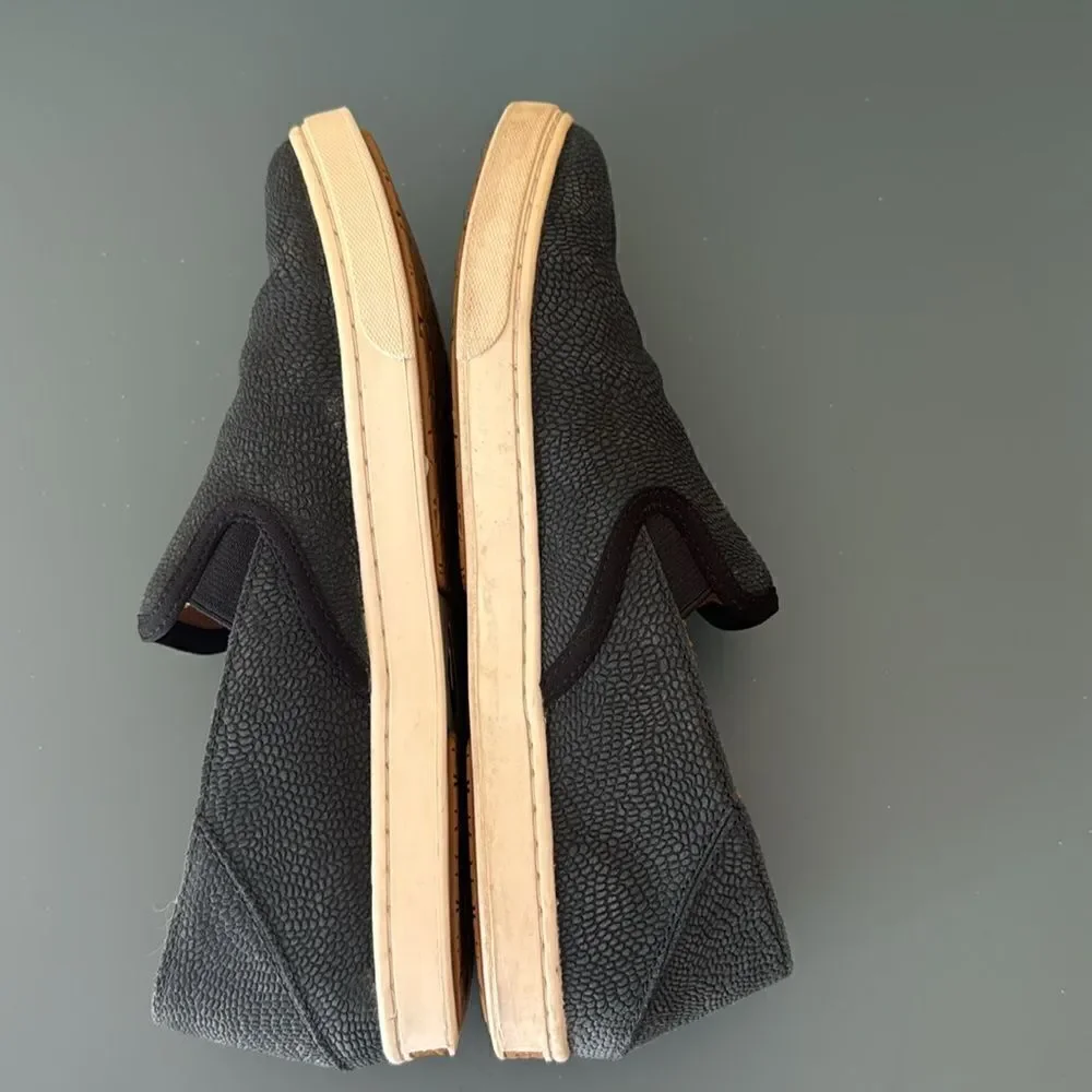 OLUKAI Pehuea Leather Drop-In Sneaker